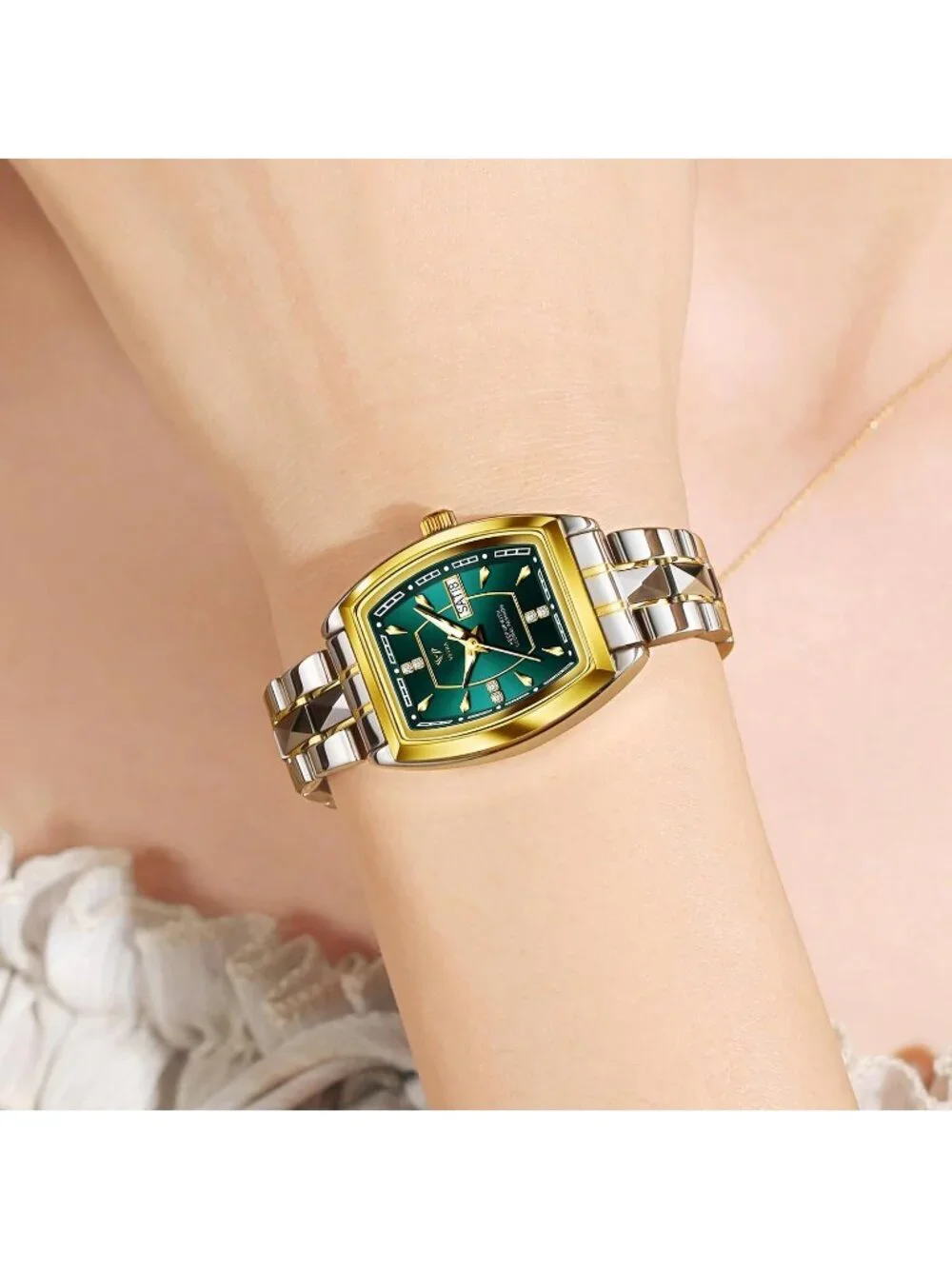 Women's Green Two Tone Stainless Steel Waterproof Casual Dress Date Wrist Watch